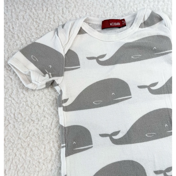 MILKBARN • White/Grey Whale Print Short Sleeve Romper - Picture 9 of 14
